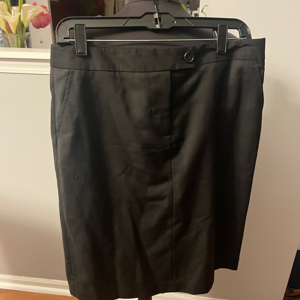 Black skirt